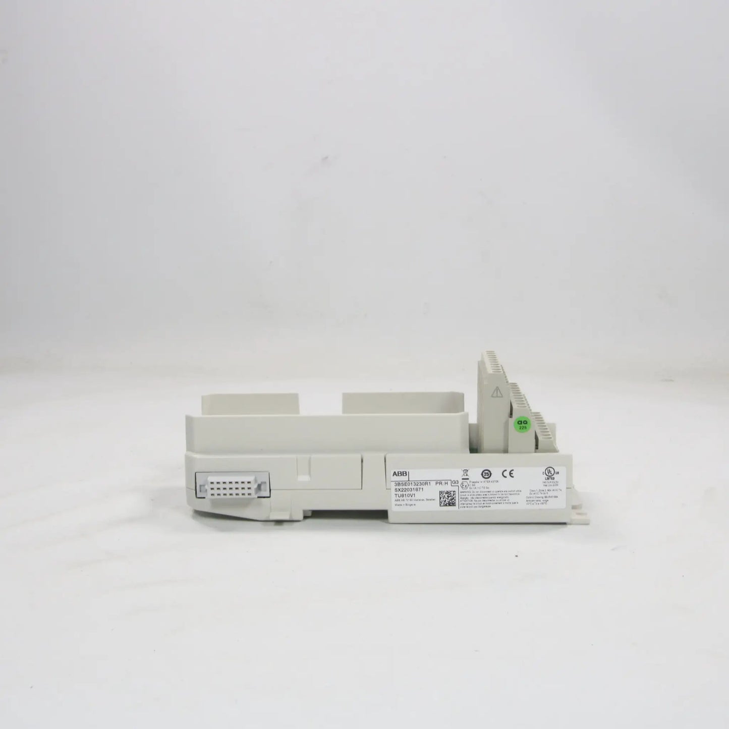 ABB TU 810V1 Compact Module Termination Unit-Used Industrial Parts