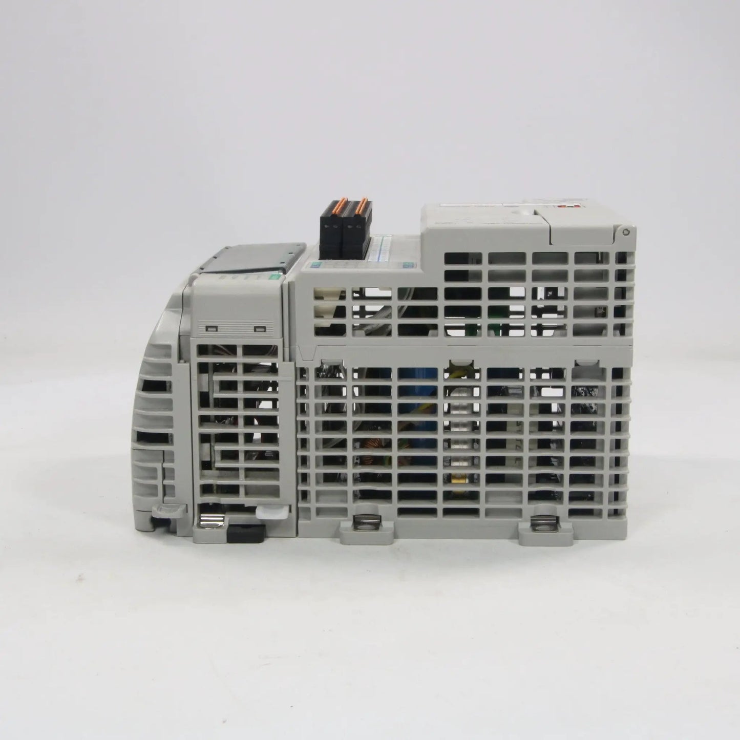 Allen-Bradley CompactLogix L24ER QB1B + DC Output-PLC-Used Industrial Parts