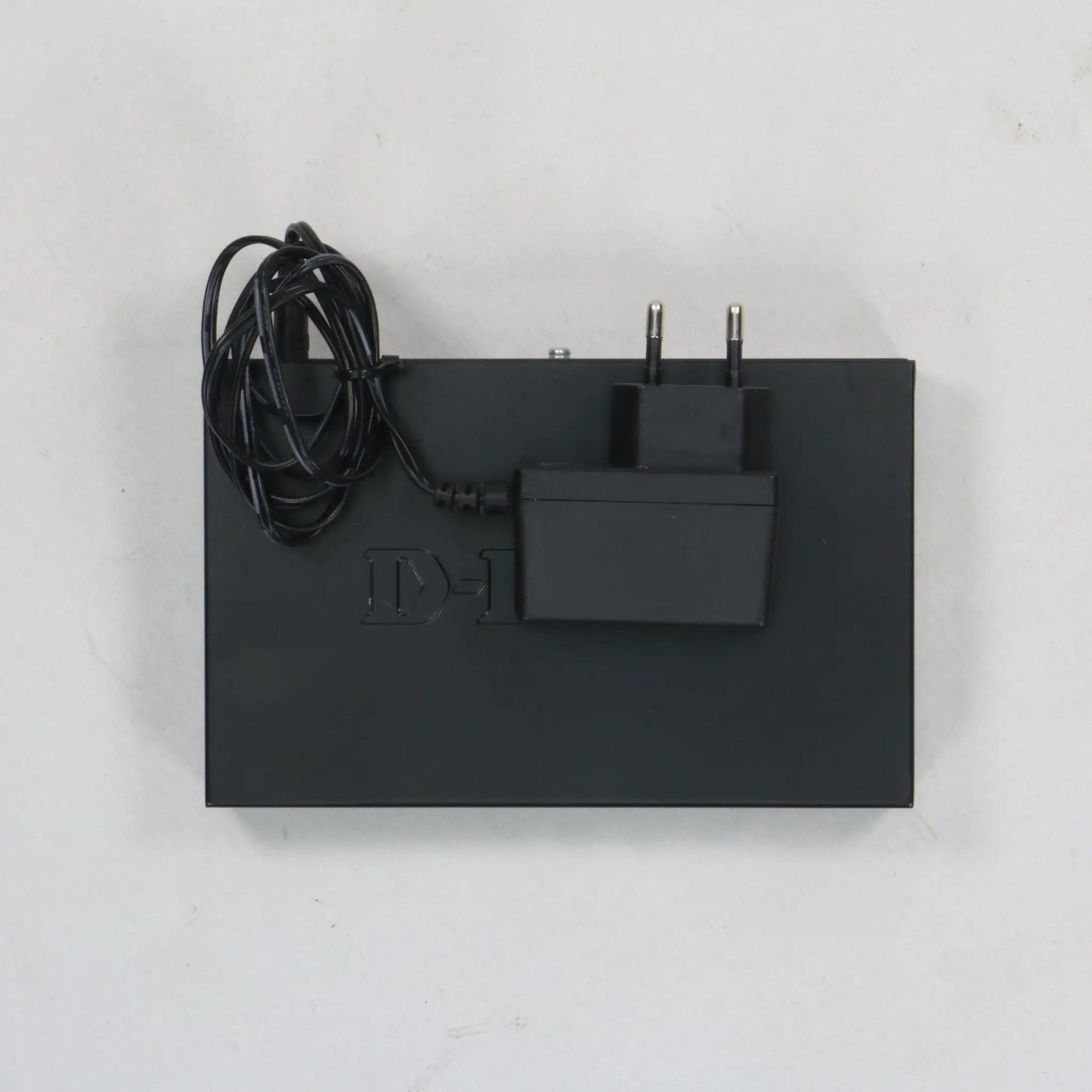 D-Link DGS-108 Unmanaged Network Switch-Unmanaged Ethernet Switch-Used Industrial Parts