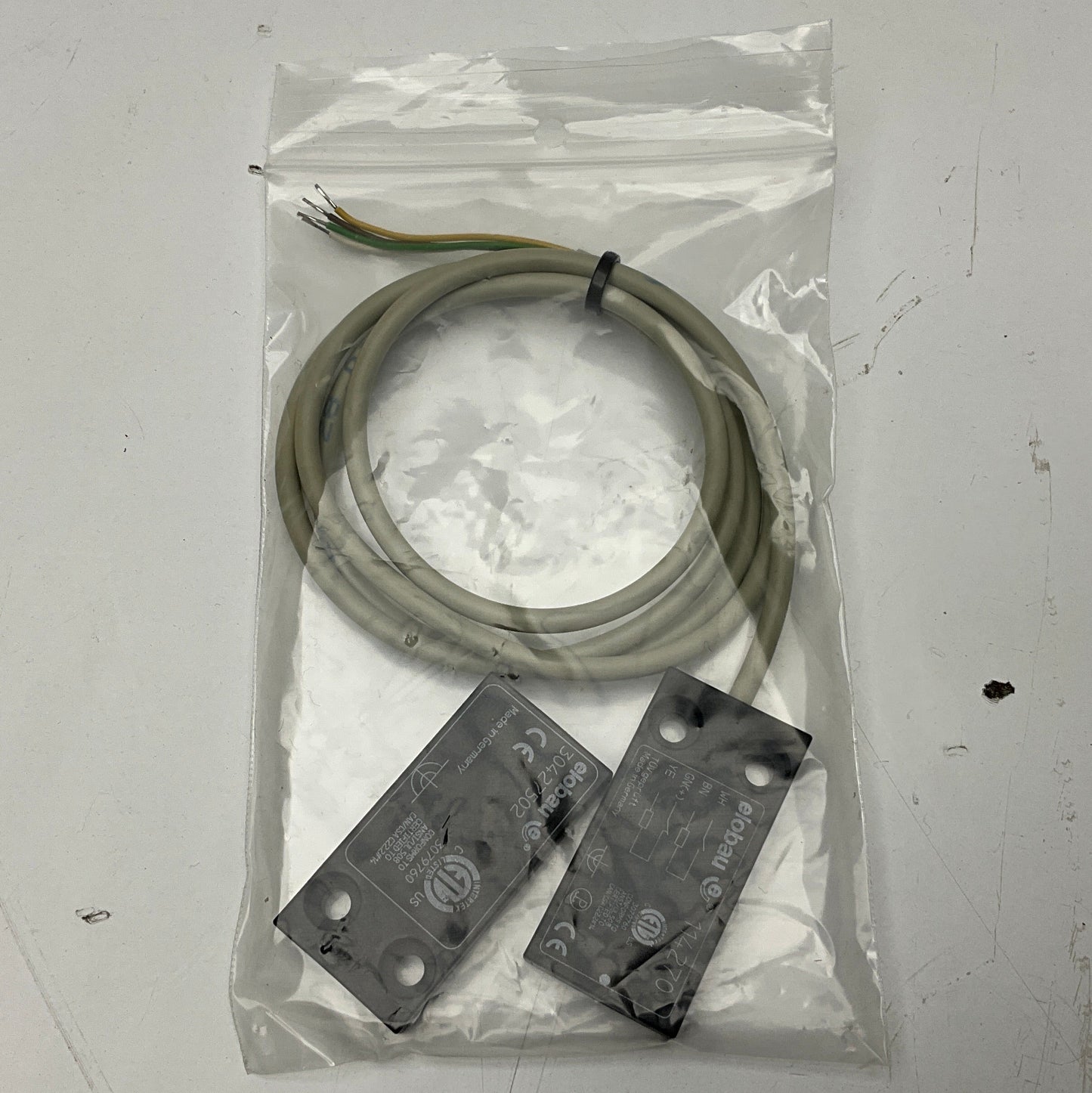 Elobau 114270 Safety Sensor & 30427502 Magnetic Coded Actuator-Safety Sensor & Magnetic Coded Actuator-Used Industrial Parts