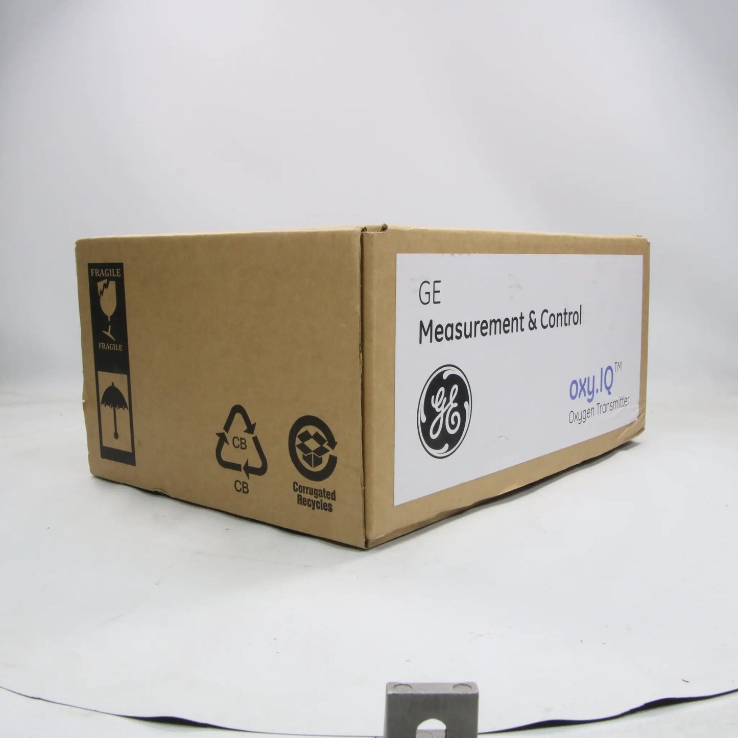 GE Sensing OxyIQ-312-000 Oxygen Transmitter-Oxygen Transmitter-Used Industrial Parts