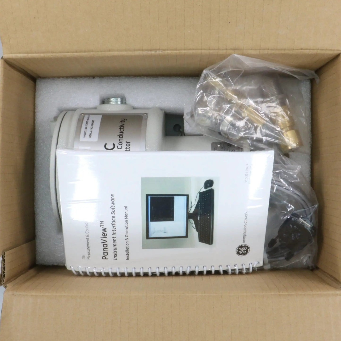GE Sensing Panametrics XMTC-6C-11-0 Thermal Conductivity Transmitter - New in Original Box-Thermal Conductivity Transmitter-Used Industrial Parts