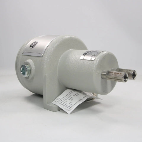 GE Sensing Panametrics XMTC-6C-11-0 Thermal Conductivity Transmitter - New in Original Box-Thermal Conductivity Transmitter-Used Industrial Parts