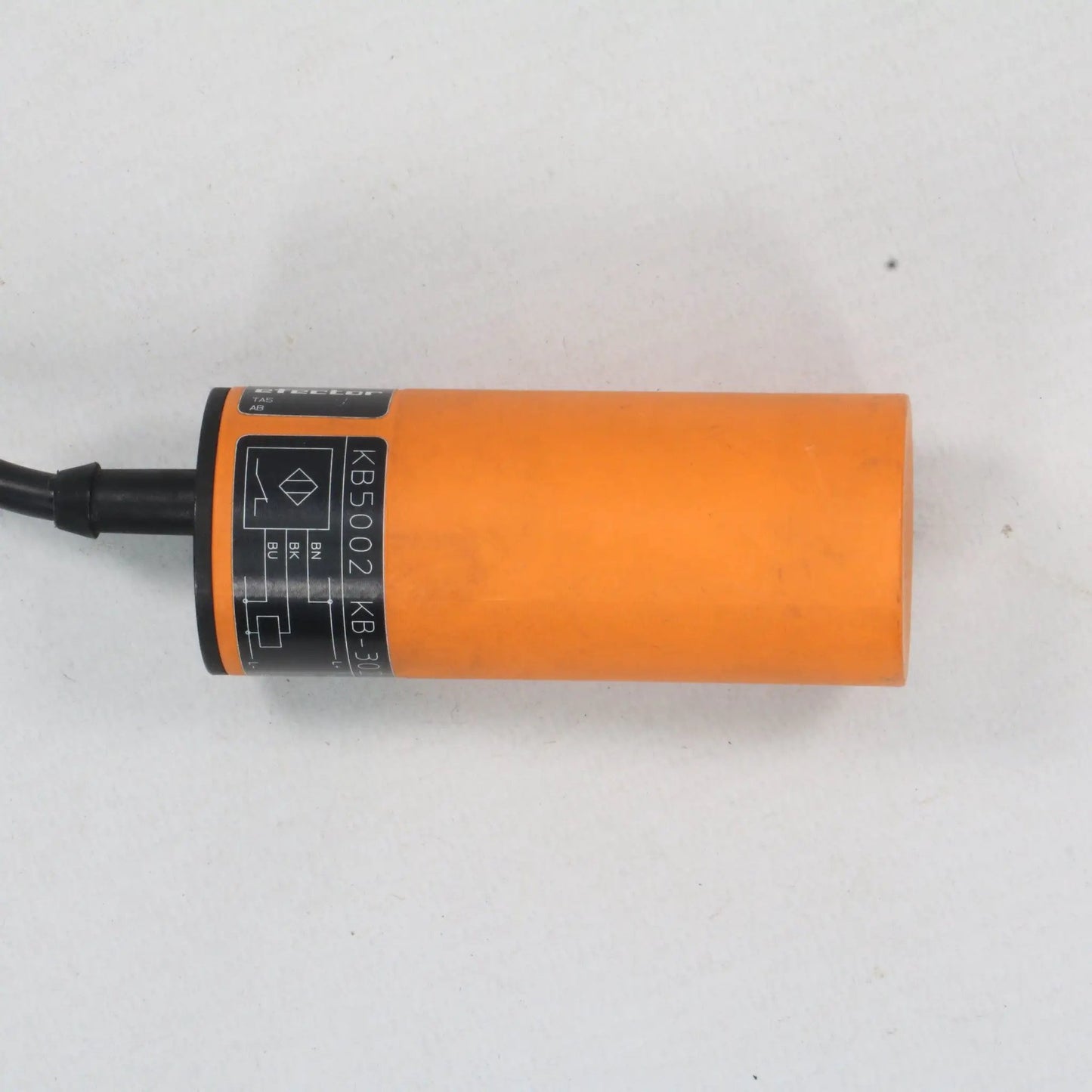 IFM Electronic Efector Capacitive Sensor KB5002 KB-3020-APKG-Capacitive Sensor-Used Industrial Parts
