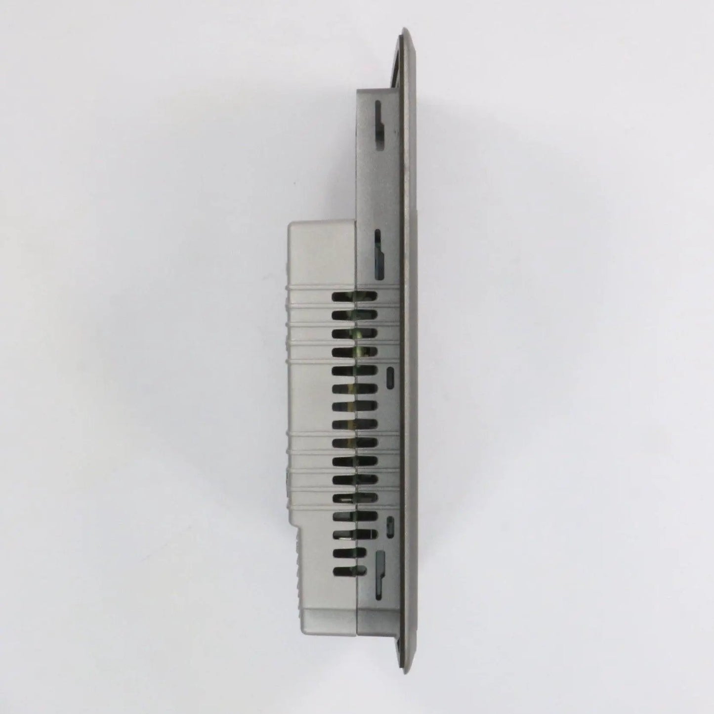 Mitsubishi/Beijer E1070 Operator Panel-Operator Panel-Used Industrial Parts