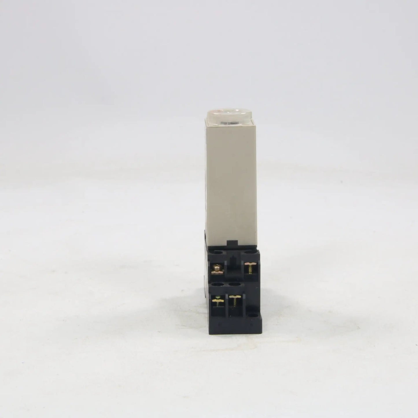 Omron H3YN-2 Timer Relay-Timer Relay-Used Industrial Parts