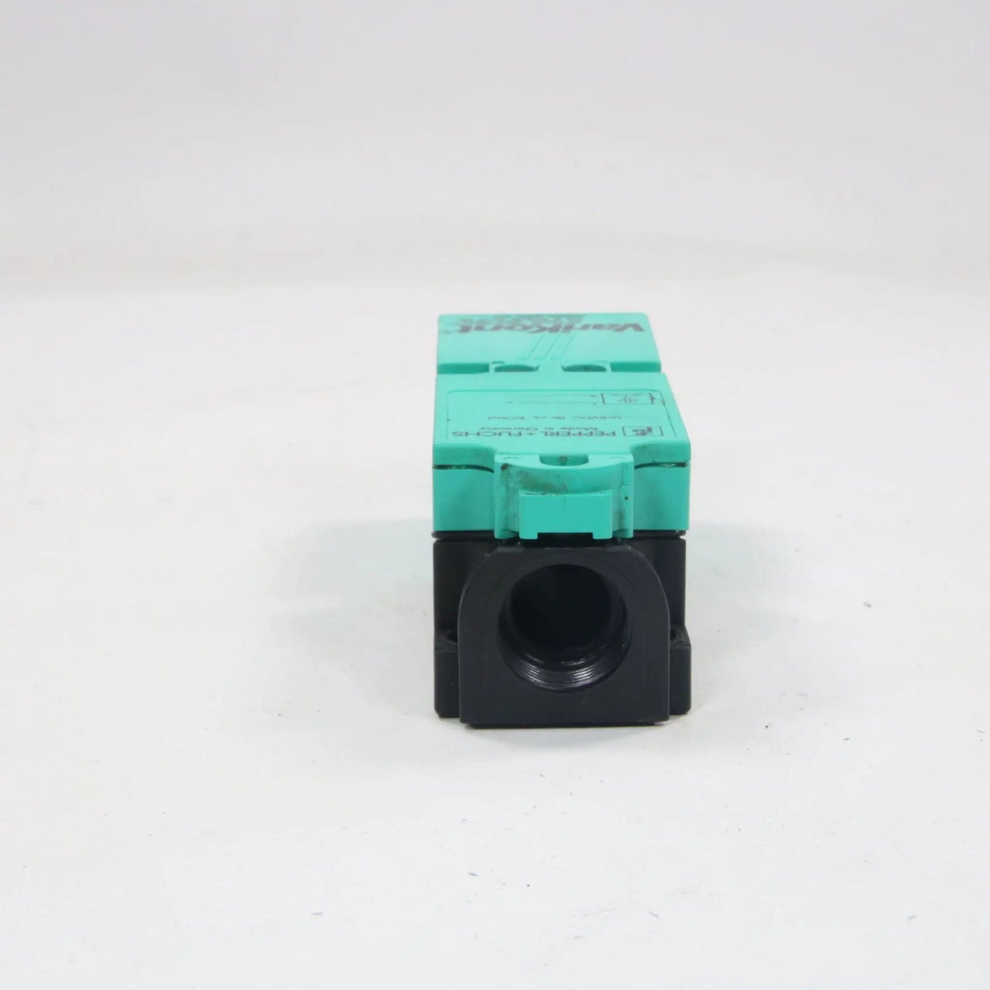 Pepperl & Fuchs U-8VDC-Ri ca. 1kOhm-NJ20+ Inductive Sensor-Inductive Sensor-Used Industrial Parts