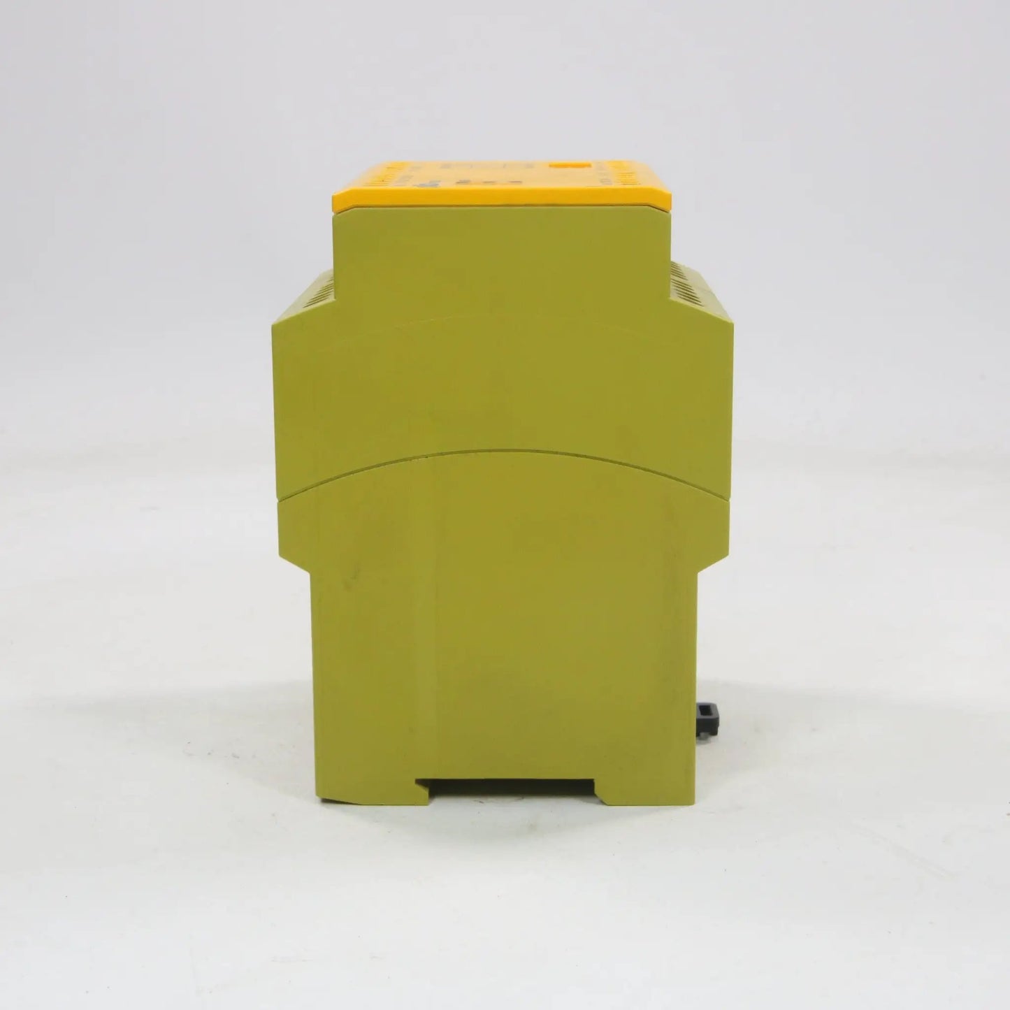 Pilz PINOZ 1 Safety Relay 775695-Safety Relay-Used Industrial Parts