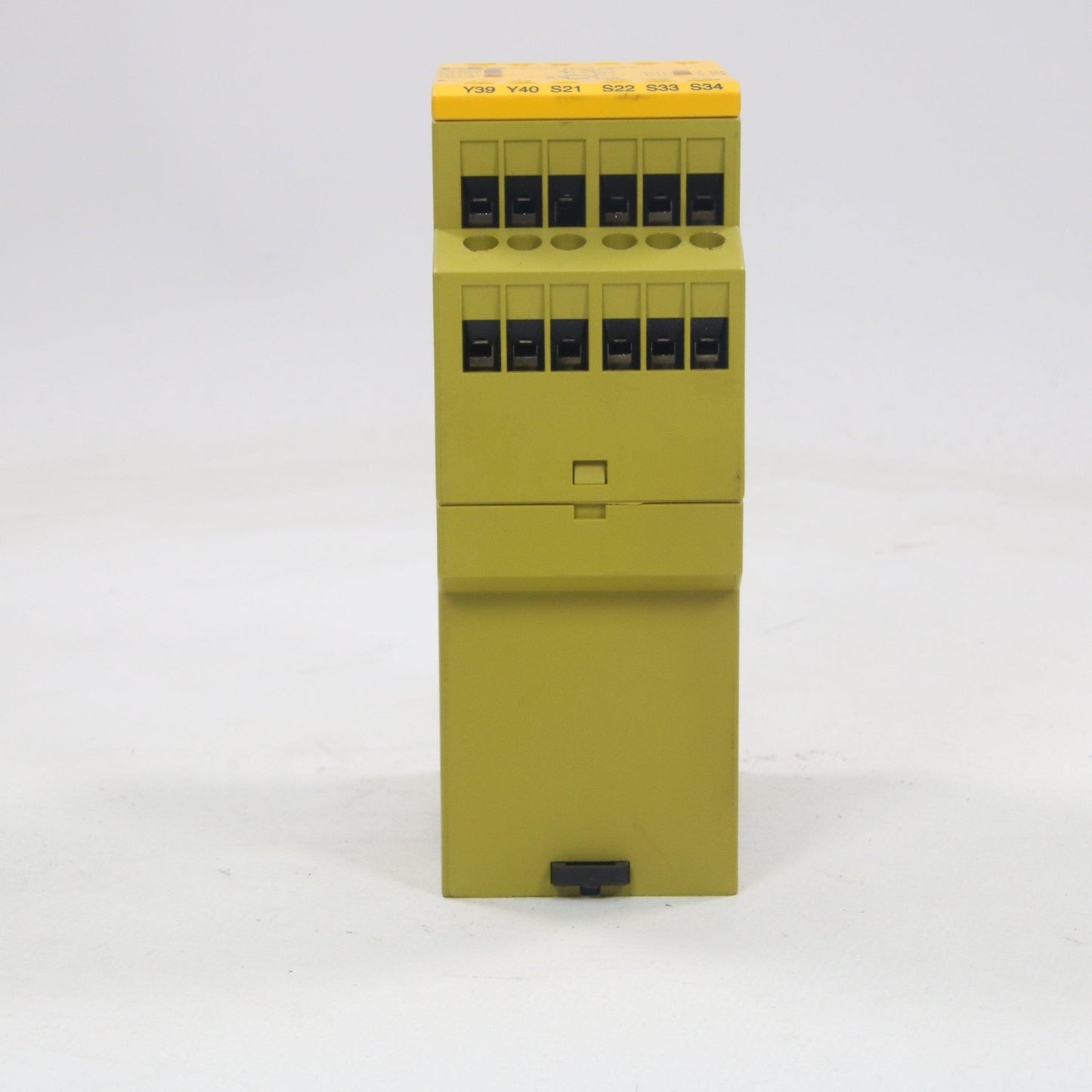 Pilz PNOZ XV2 774504 Safety Relay-Safety Relay-Used Industrial Parts