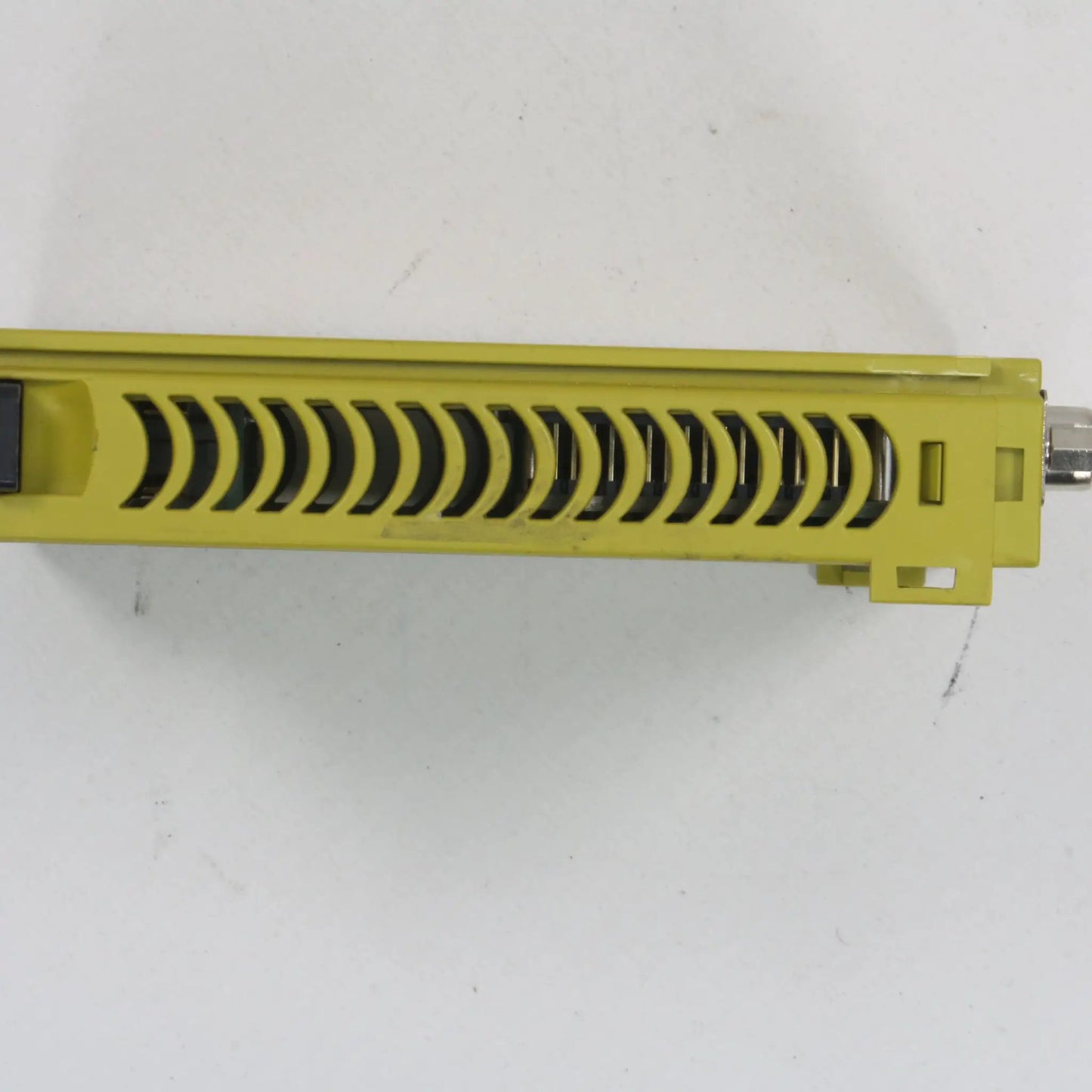 Pilz PNOZ mc6p Fieldbus Module-Fieldbus Expansion Module-Used Industrial Parts