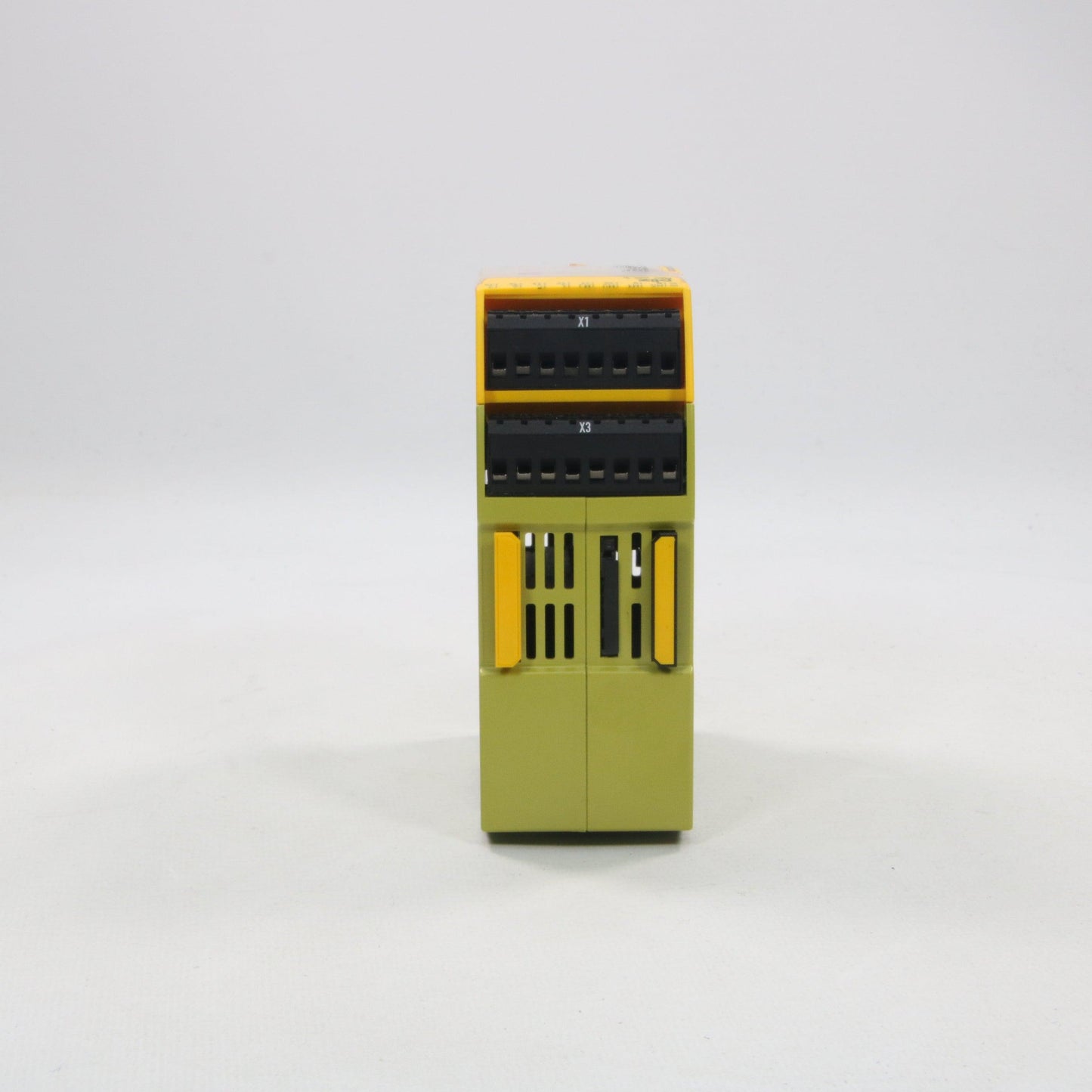 Pilz PNOZ mm0.1p Basic Unit-Expandable Controller-Used Industrial Parts