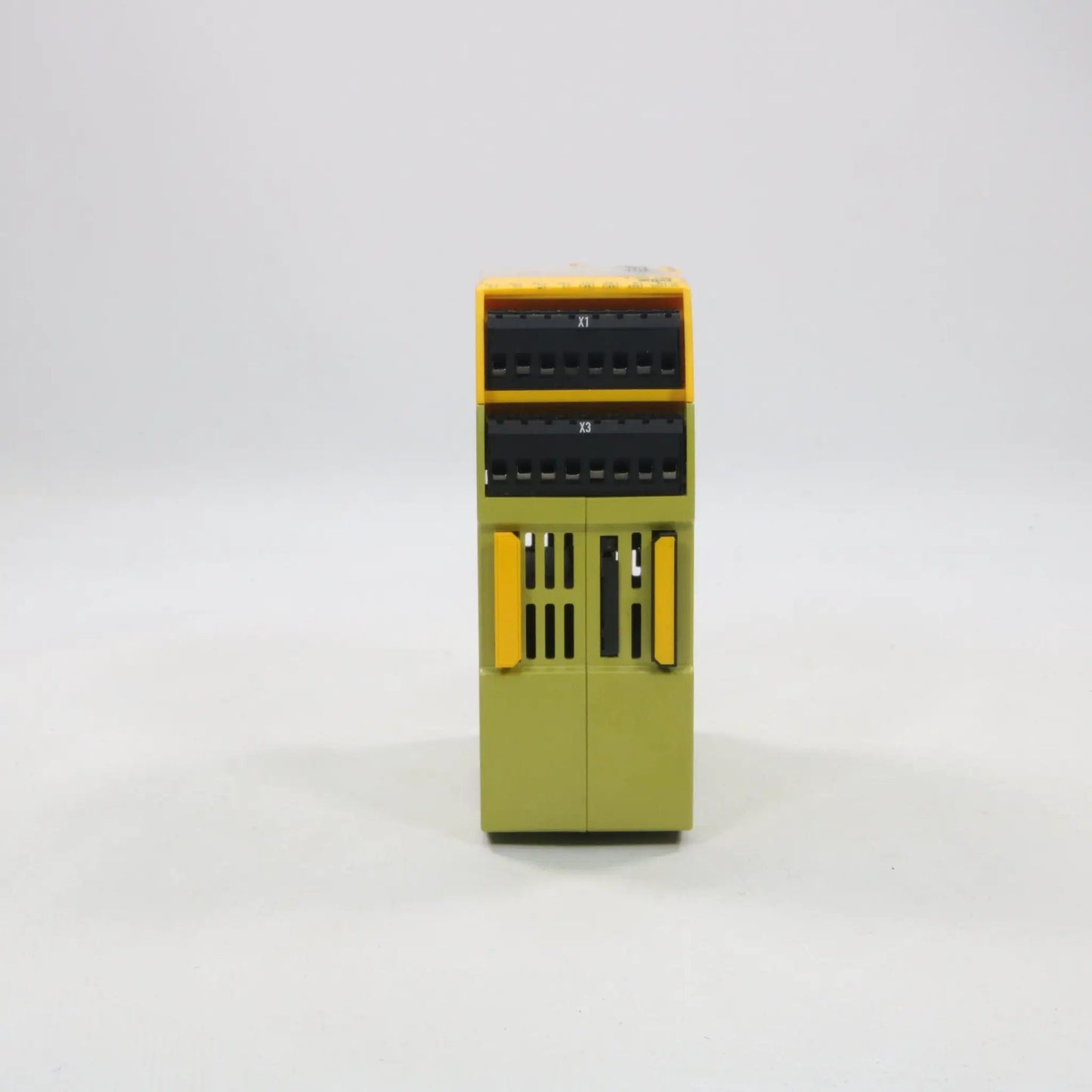 Pilz PNOZ mm0.1p Basic Unit-Expandable Controller-Used Industrial Parts