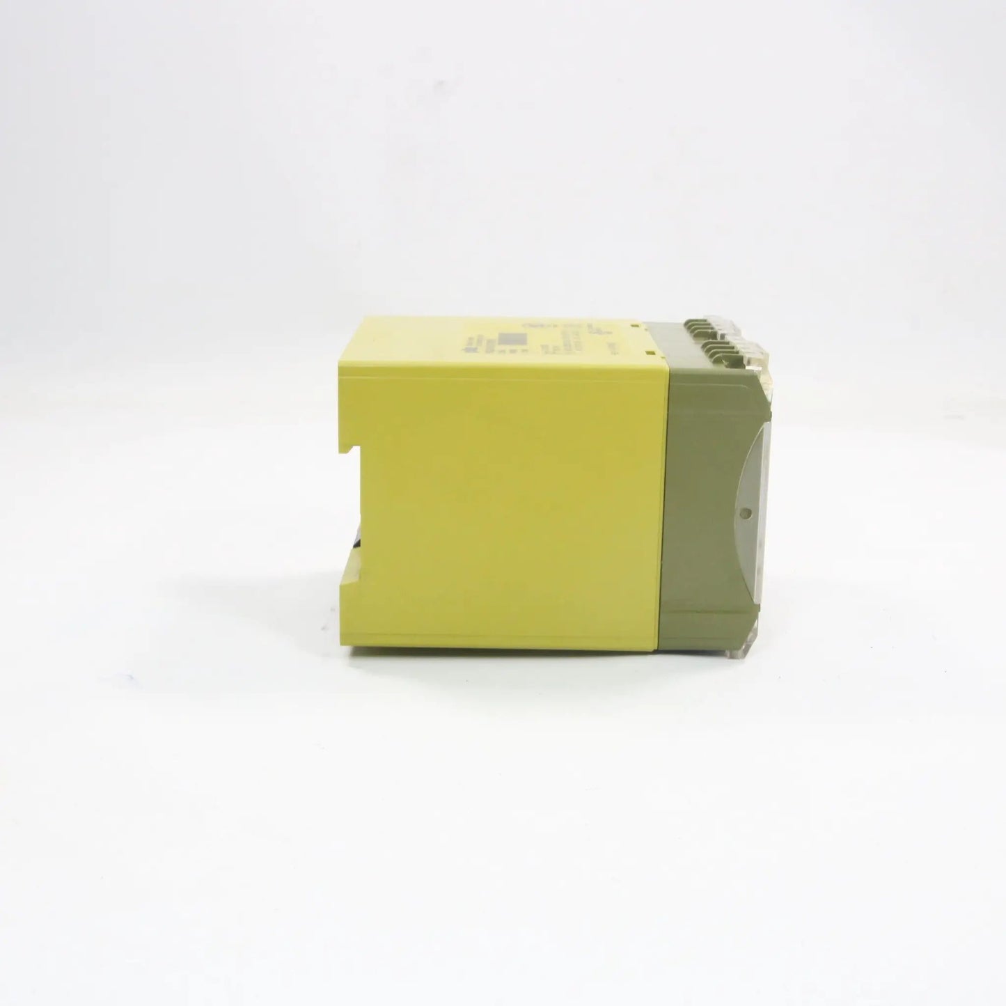 Pilz PNOZ s4 Safety Relay-Safety relays-Used Industrial Parts