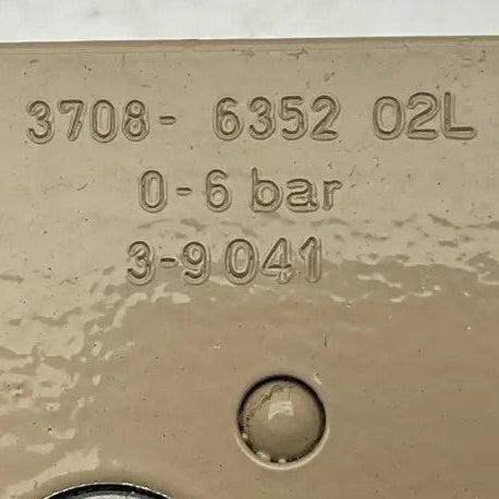 SAMSON 3708-6352 02L Pneumatic Pressure Regulator & Gauge Block Manifold-Used Industrial Parts