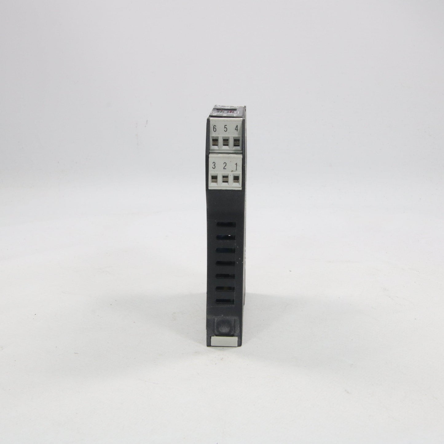 Seneca Z107 Serial Converter-Serial Converter-Used Industrial Parts