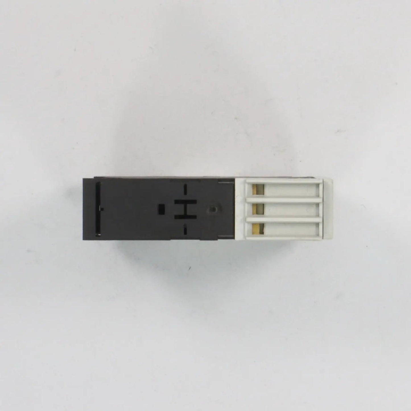 Siemens 3RN1010 1CB00 Thermistor Motor Protection Relay-Thermistor Motor Protection Relay-Used Industrial Parts