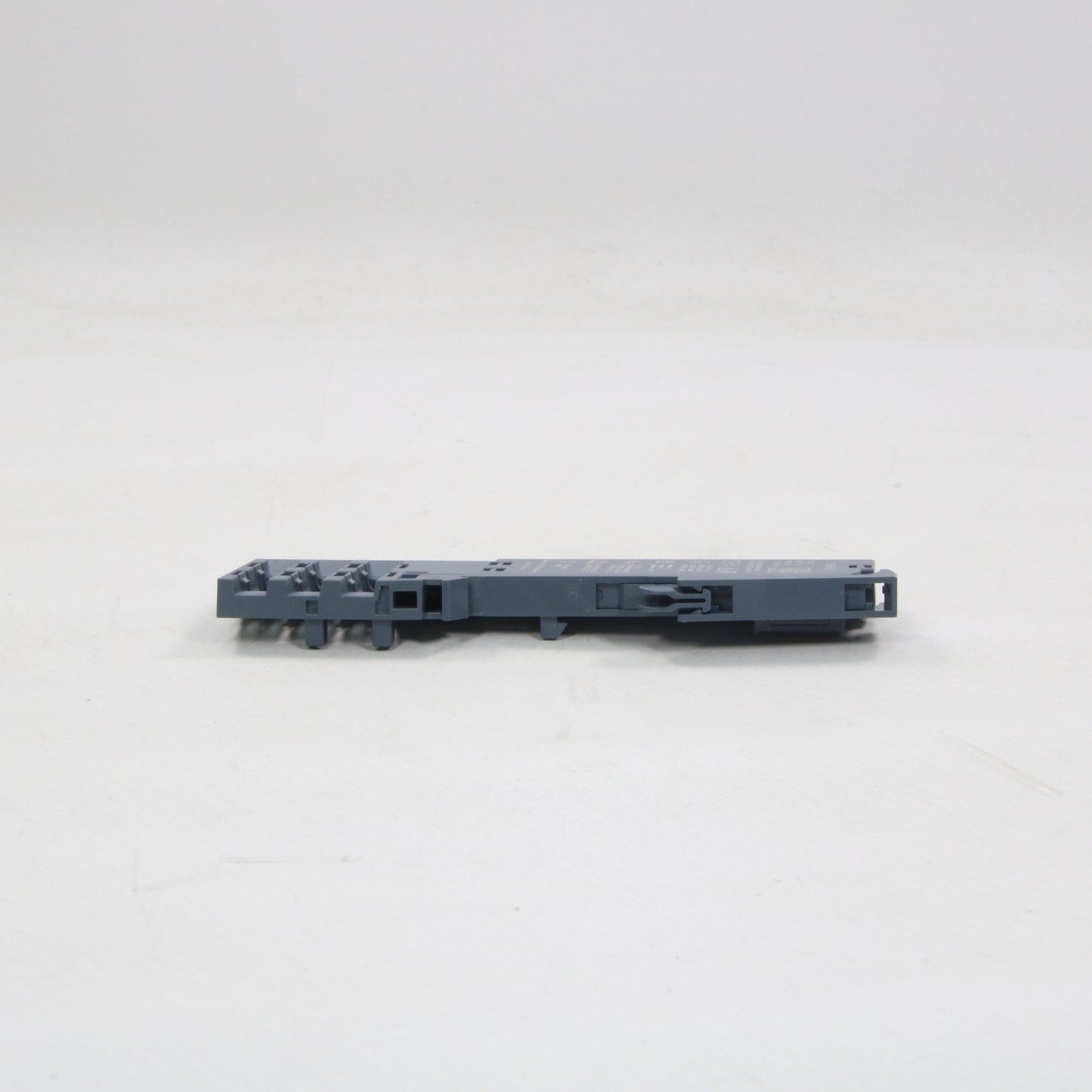 Siemens 6ES7 193-6PA00-0AA0 End Part-End Part-Used Industrial Parts