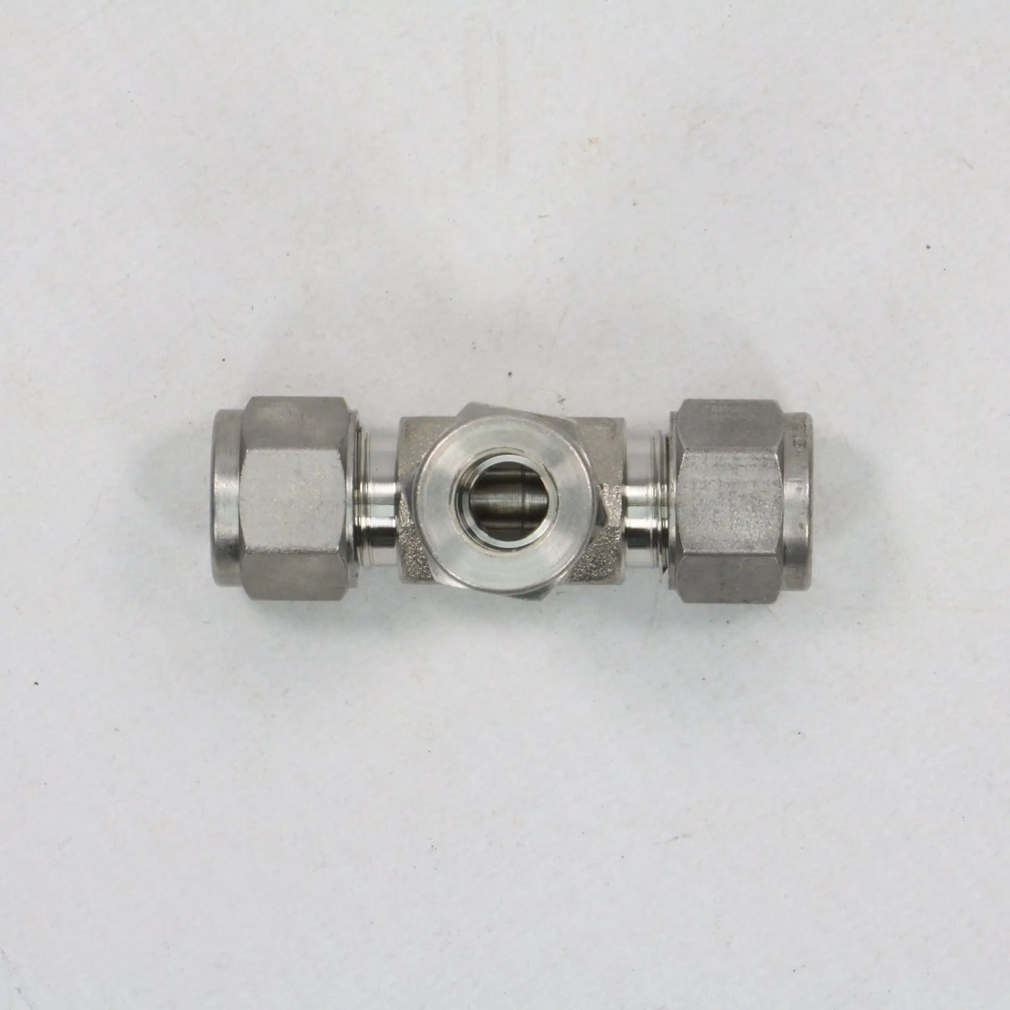 Swagelok SS 10M0 3 Union Tee Tube Fitting-Union Tee Tube Fitting-Used Industrial Parts