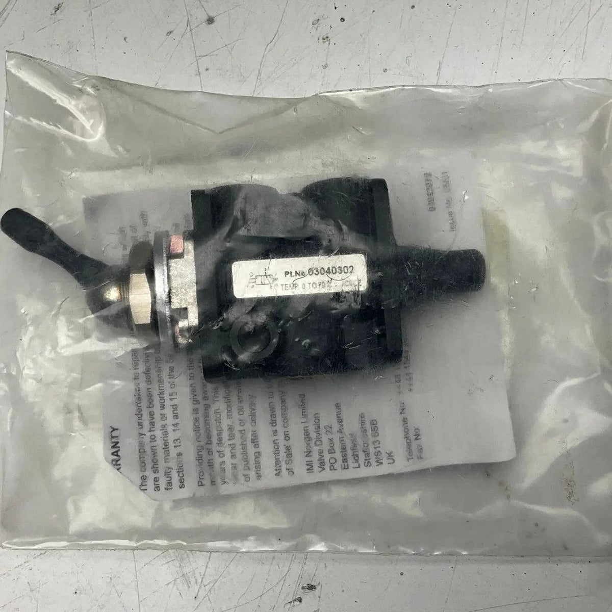 IMI Norgren Manually Operated Spool Valve: IMI Norgren 03040302 Super X Manually Operated Valve