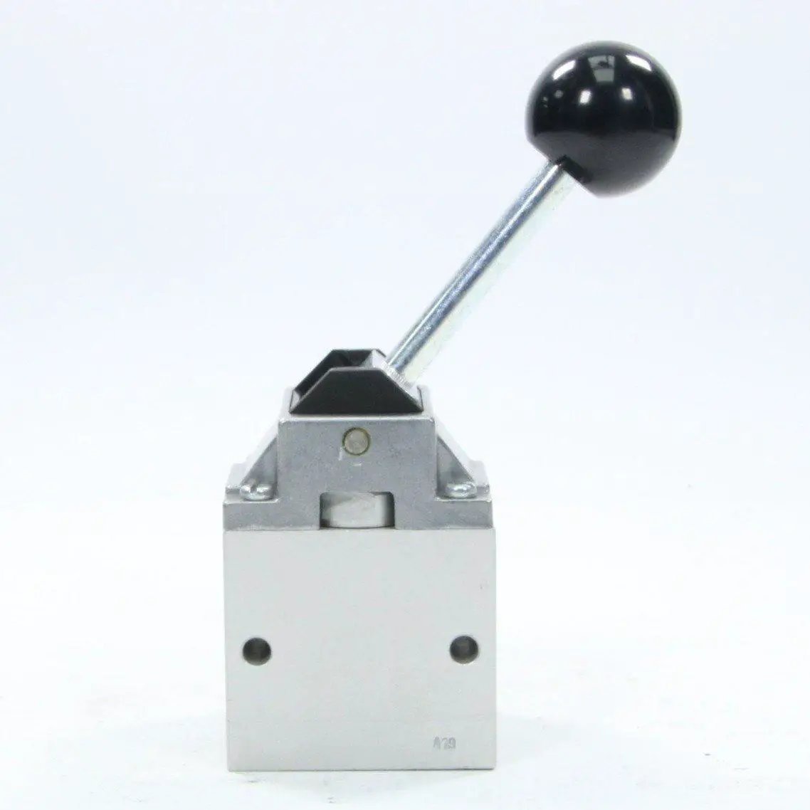 Bosch / Rexroth 0820401005 PNEUMATIC DIRECTIONAL VALVE-Pneumatic-Used Industrial Parts
