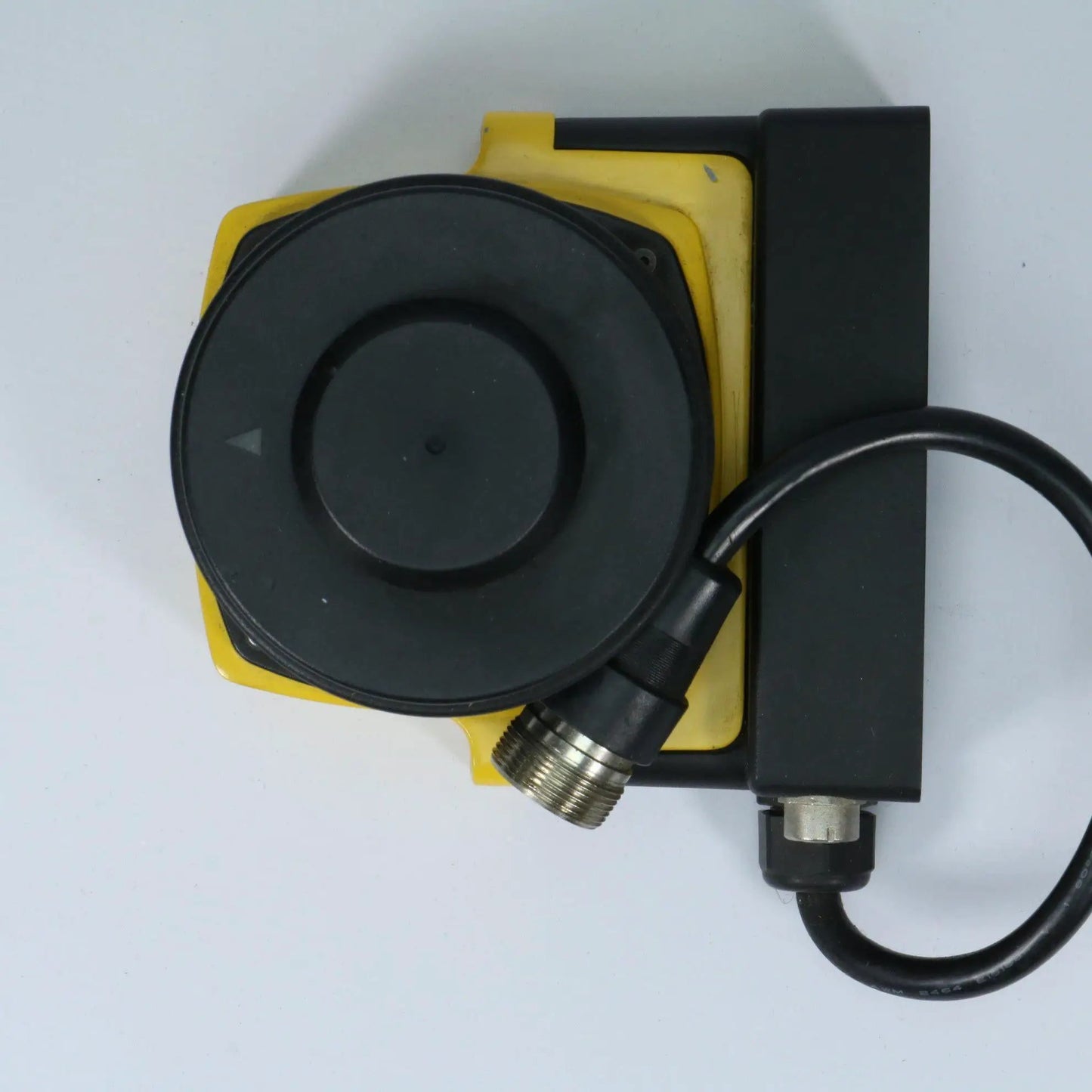 Omron OS32C-SN-4M + CBSP1 Laser Scanner-Laser Sensor-Used Industrial Parts