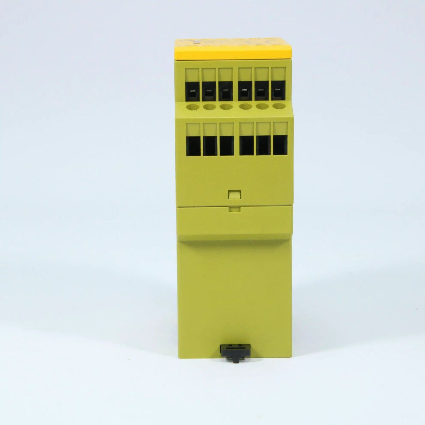 PNOZ 16 24VAC 24VDC 2n/o 774060-Electric Components-Used Industrial Parts