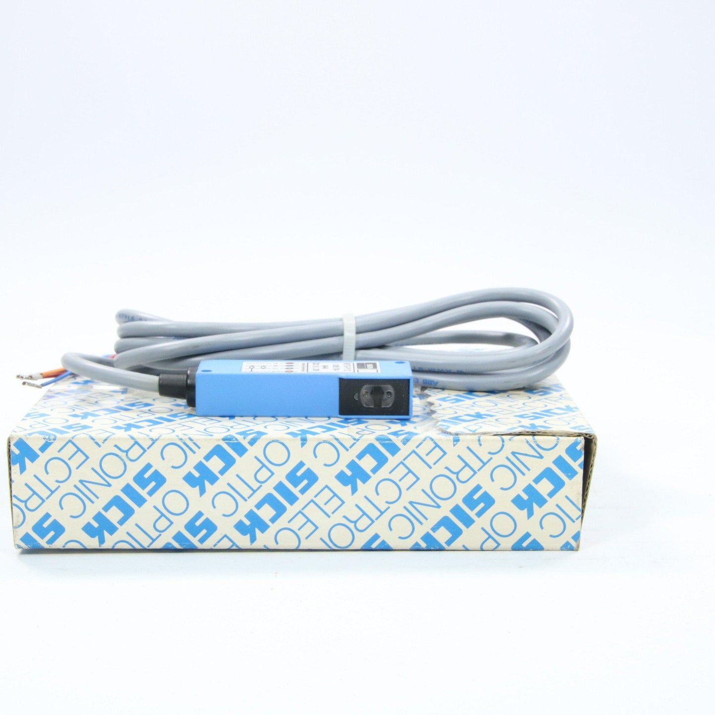 Sick WT9 P112 Photoelectric RETRO-REFLECTIVE Sensor-Electric Components-Used Industrial Parts