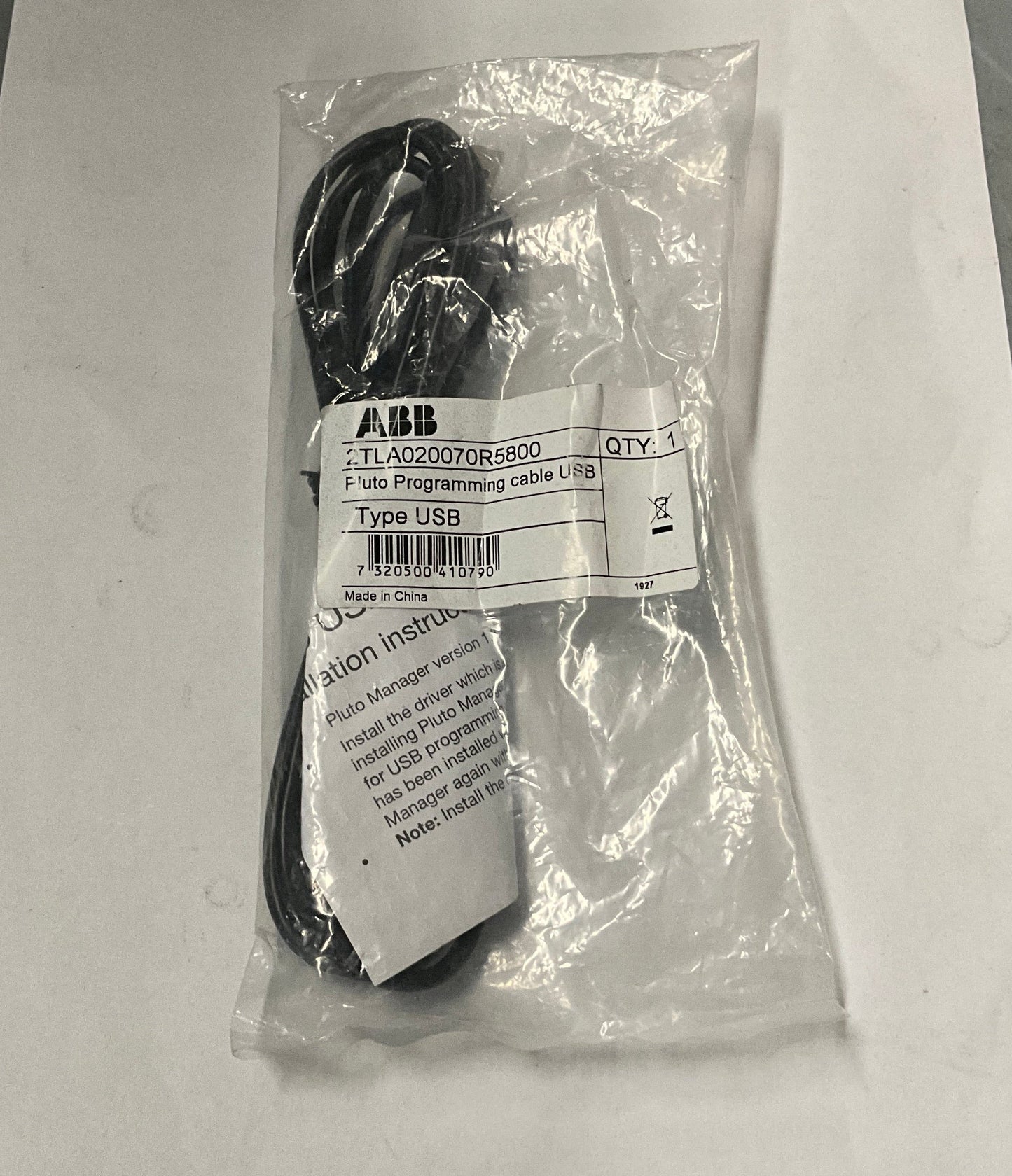 ABB 2TLA020070R5800 Pluto Programming Cable-Pluto Programming Cable-Used Industrial Parts