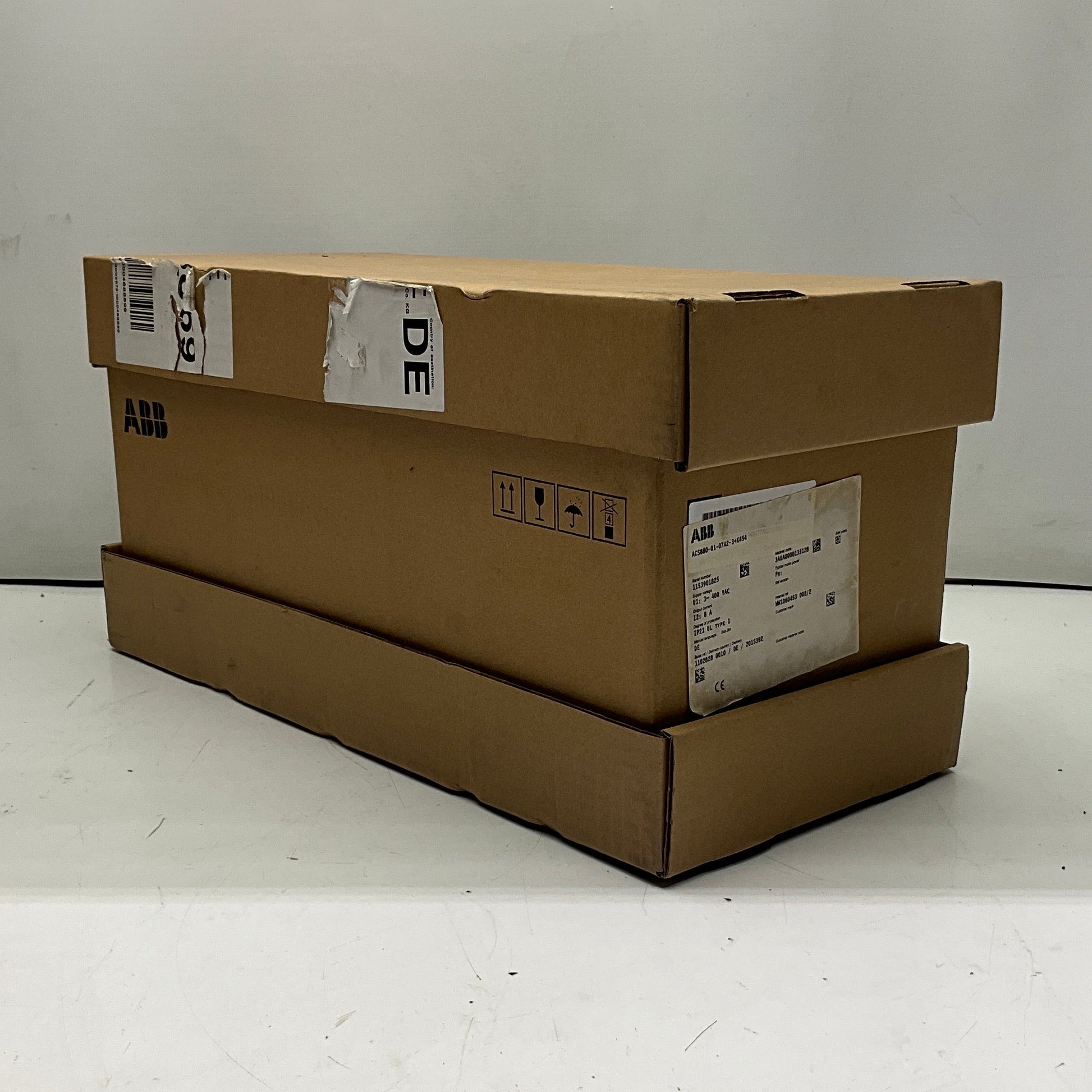 ABB ACS880-01-07A2-3 AC Inverter Drive-AC Inverter Drive-Used Industrial Parts