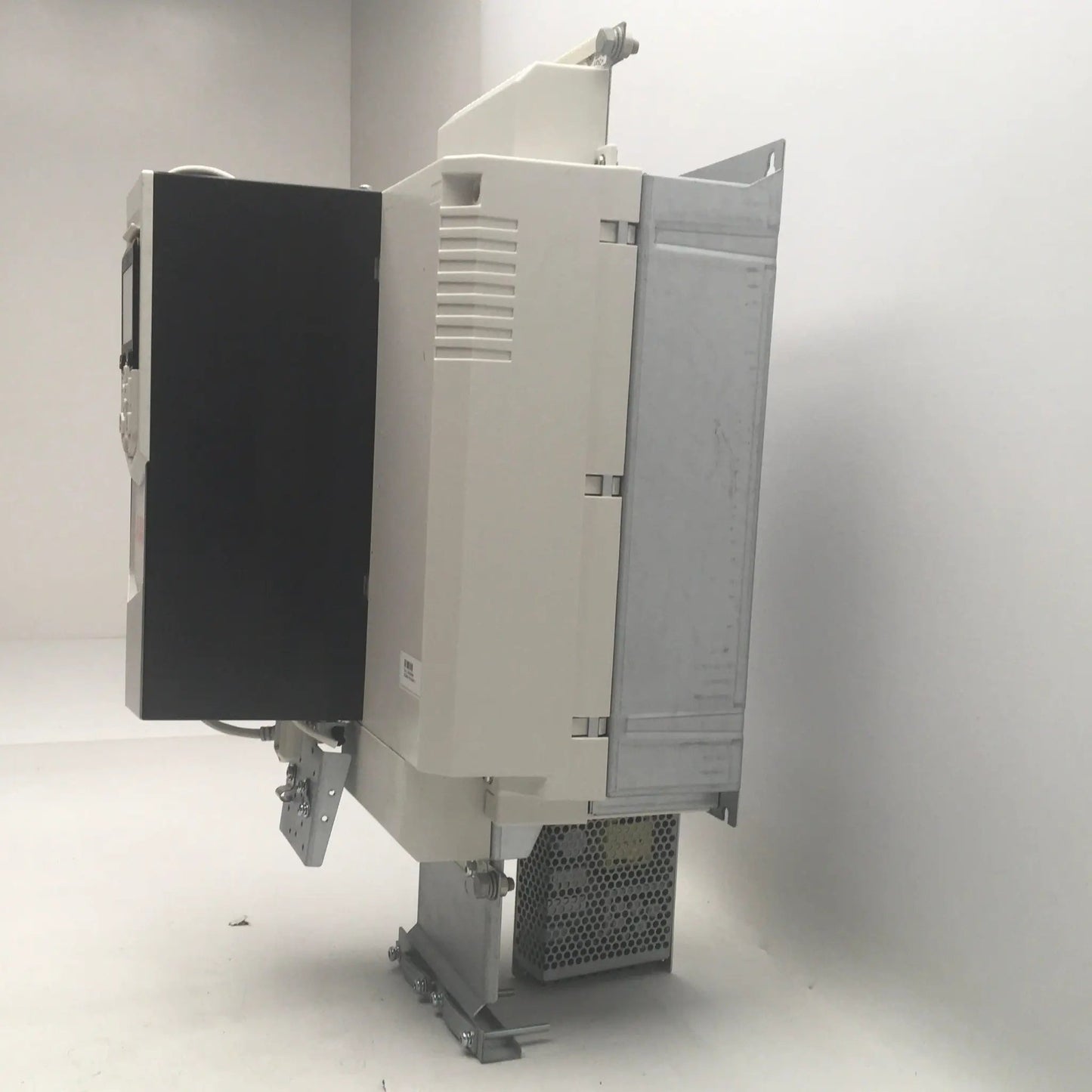 ABB ACS880-104-0094A-3 Inverter/Line Converter-Frequency Converter-Used Industrial Parts