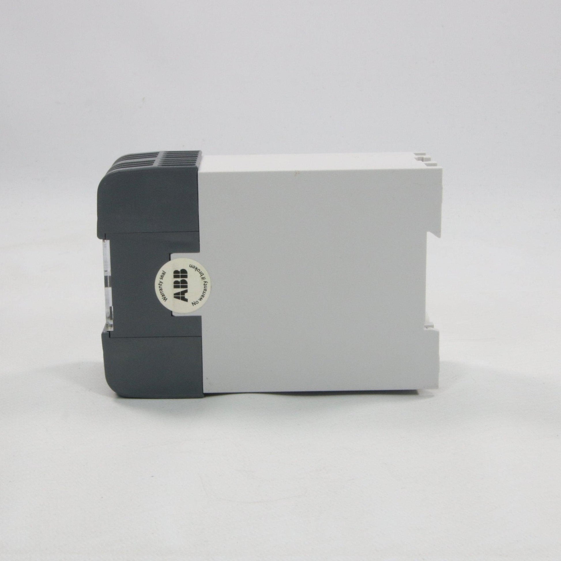 ABB Pluto B20 v2 Programmable Safety Controller-Programmable Safety Controller-Used Industrial Parts