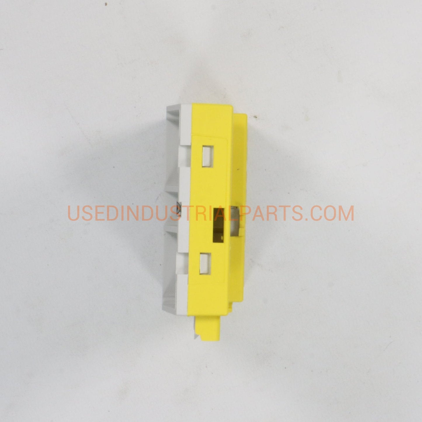 ABB TU582 S XC Safety IO Terminal Unit-Safety I/O Terminal Unit-CB-02-02-01-Used Industrial Parts