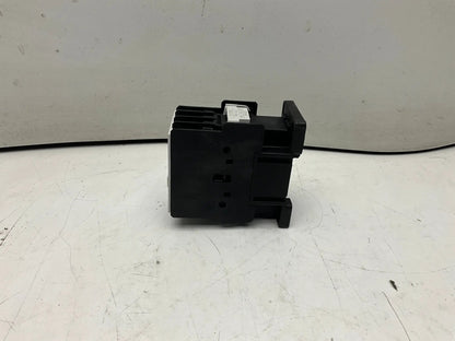AEG SH 5.22 Auxiliary Relay-Auxiliary Relay-Used Industrial Parts