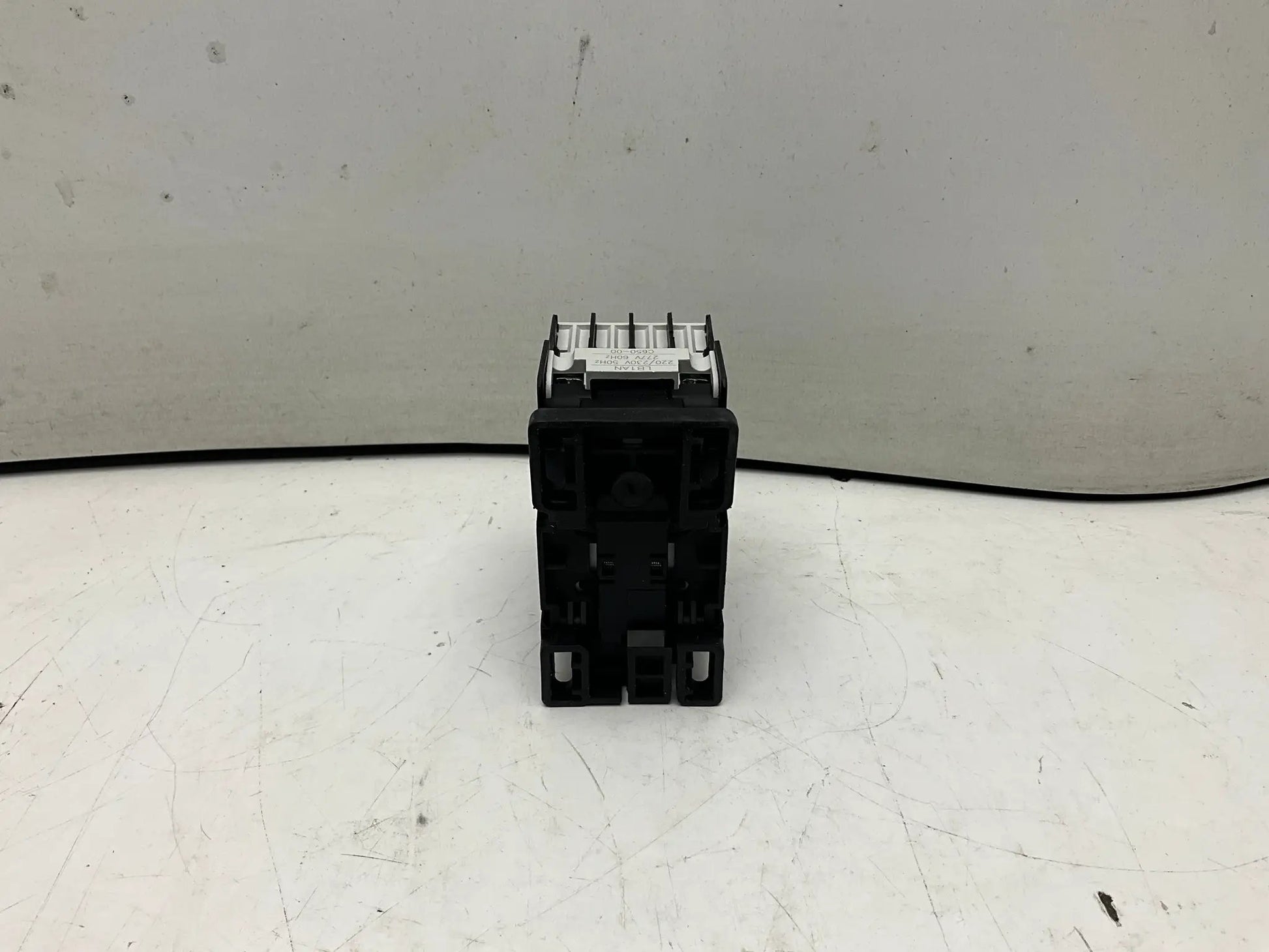 AEG SH 5.22 Auxiliary Relay-Auxiliary Relay-Used Industrial Parts