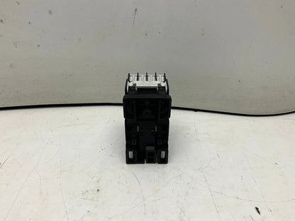 AEG SH 5.22 Auxiliary Relay-Auxiliary Relay-Used Industrial Parts