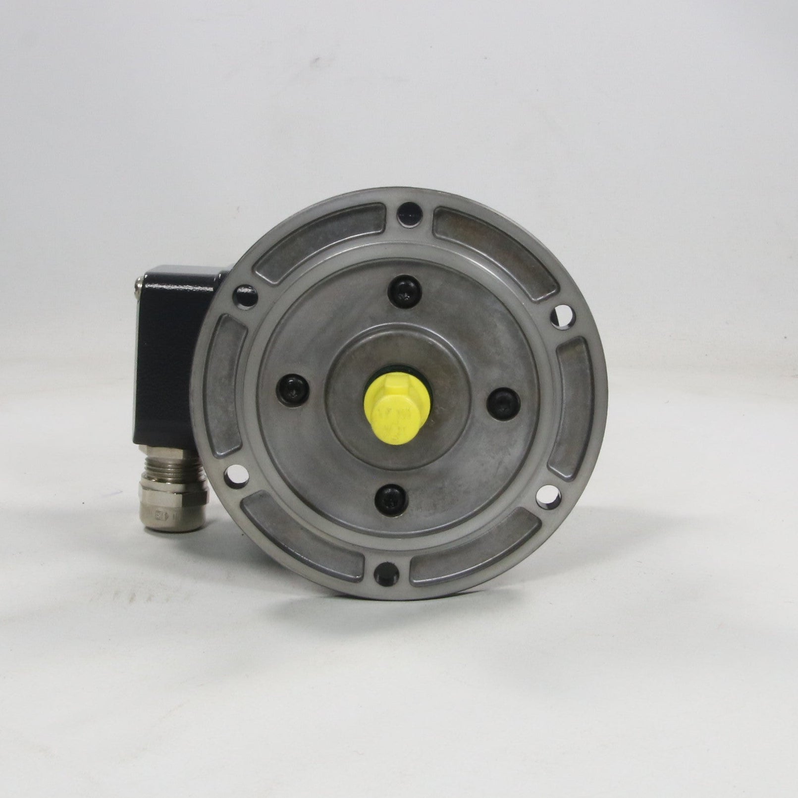 Baumer Hubner P0G9 DN 1024 I Heavy Duty Incremental Rotary Encoder-Heavy Duty Incremental Rotary Encoder-Used Industrial Parts