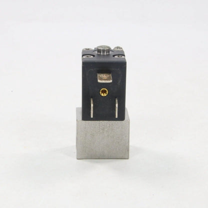 Burkert 2871 2-Way Solenoid Control Valve 24V DC G1/8-Standard Solenoid Controller-Used Industrial Parts