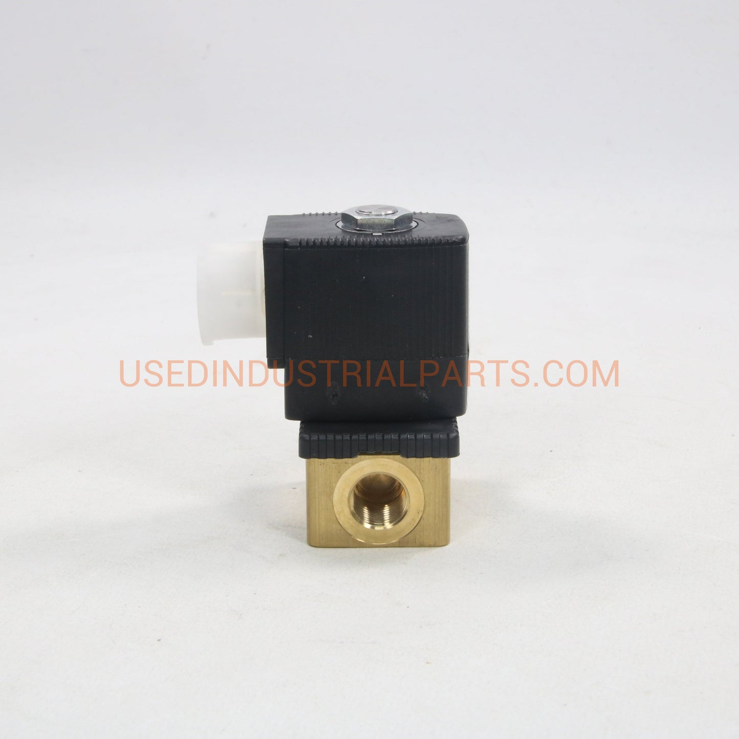 Burkert 6013 187033 Direct Acting 2/2 Way Solenoid Valve-Solenoid Valve-BC-04-06-01-Used Industrial Parts