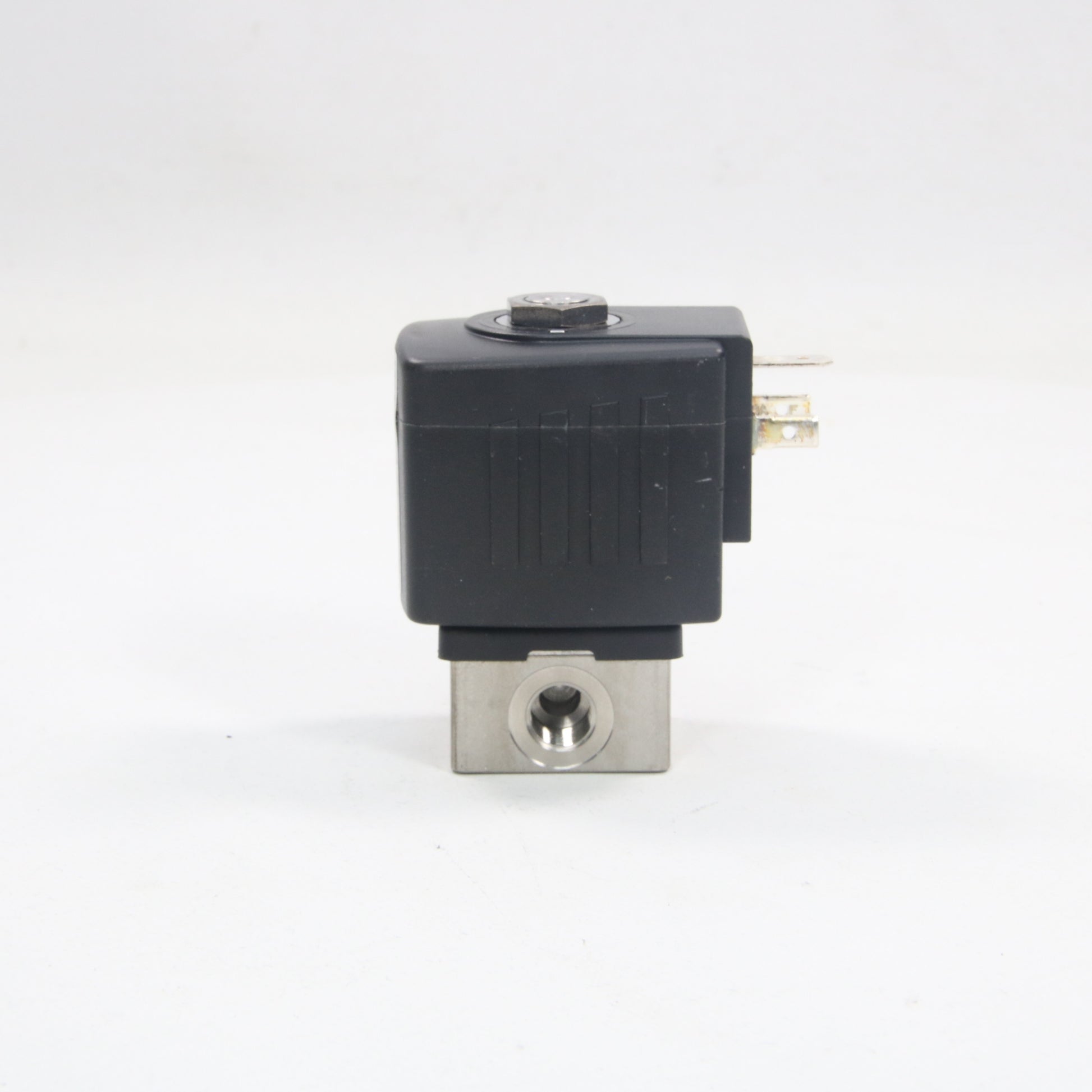 Burkert 6013 348914 Direct Acting 2/2 Way Solenoid Valve-Solenoid Valve-Used Industrial Parts