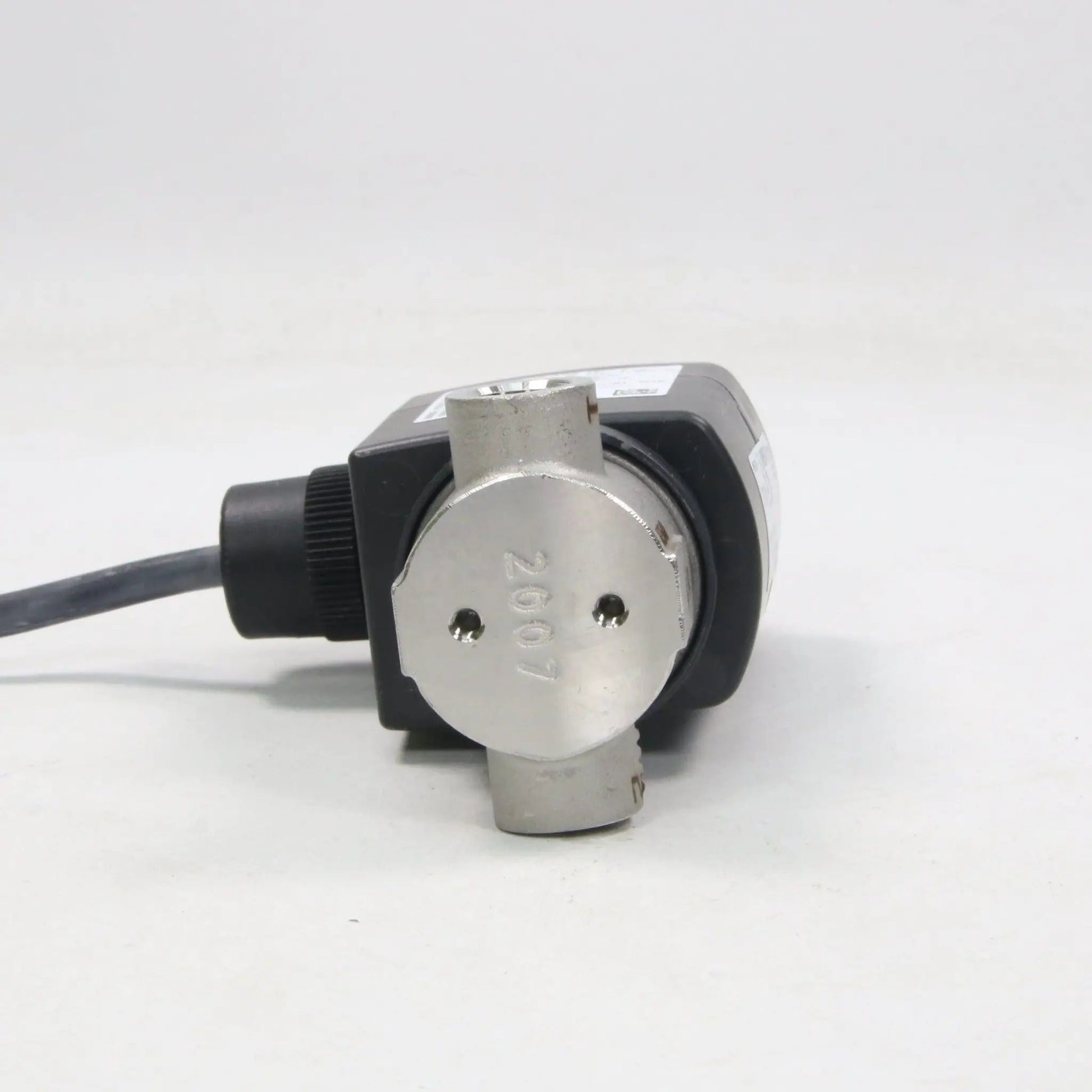 Burkert 6027 2-Way Solenoid Valve, 1/4" 24V 60 Bar-Solenoid Valve-Used Industrial Parts