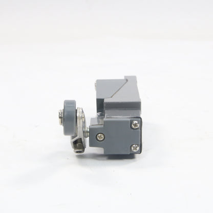 Chint YBLX-ME/8104 limit switch-Mechanical Limit Switch-Used Industrial Parts