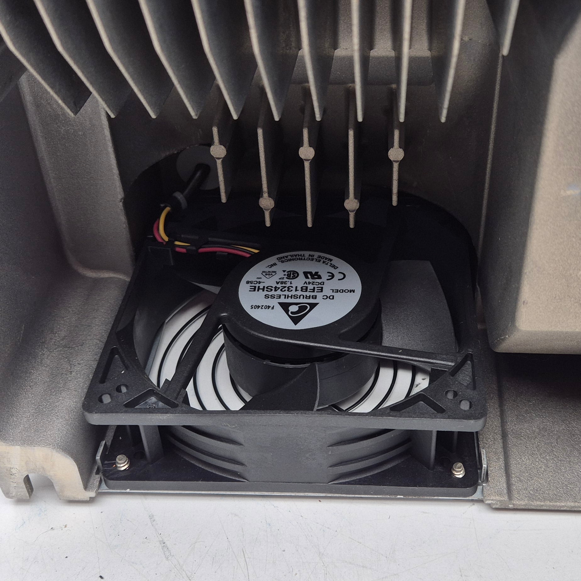 Danfoss 131B7942 VLT HVAC Drive Frequency Converter-Frequency Converter-Used Industrial Parts
