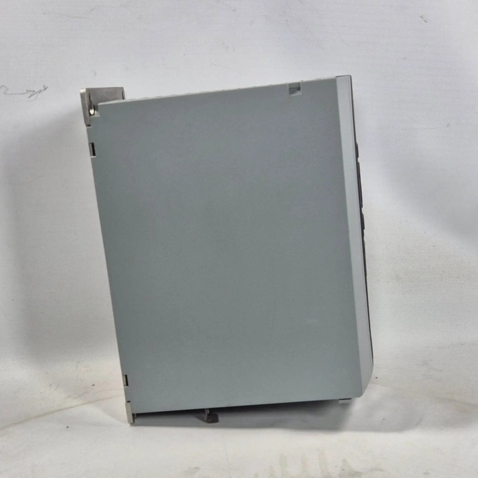 Danfoss VLT Automation Drive - 131B0041 Frequency Converter-Frequency Converter-Used Industrial Parts
