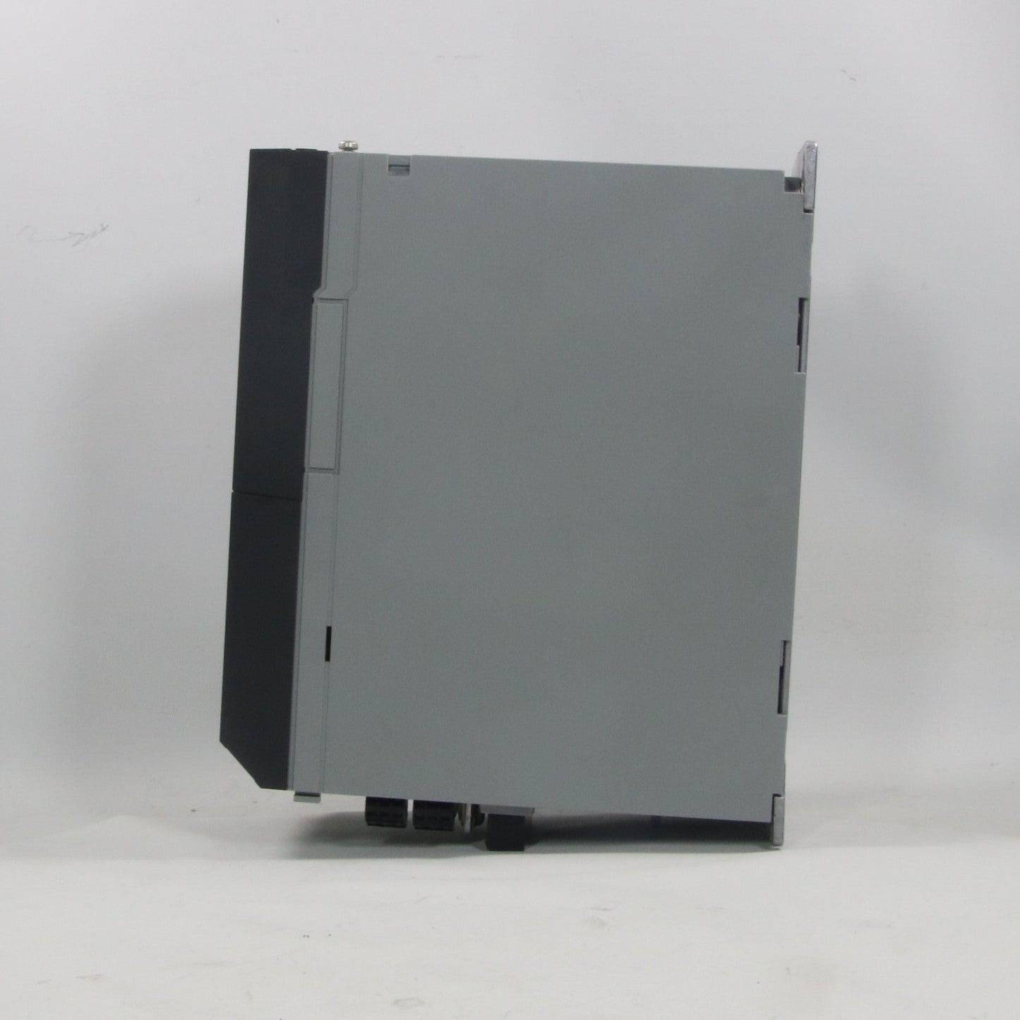 Danfoss VLT Automation Drive - 131B0504 Frequency Converter-Frequency Converter-Used Industrial Parts