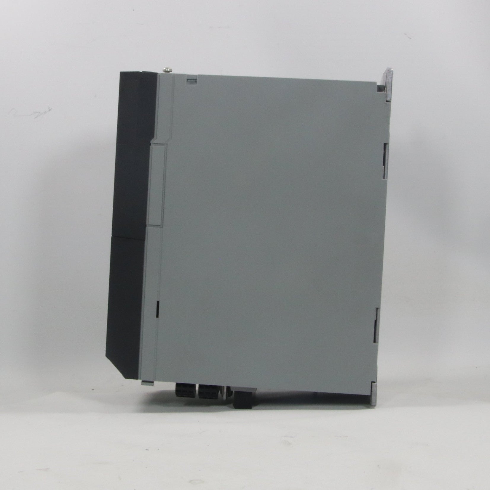 Danfoss VLT Automation Drive - 131B0504 Frequency Converter-Frequency Converter-Used Industrial Parts