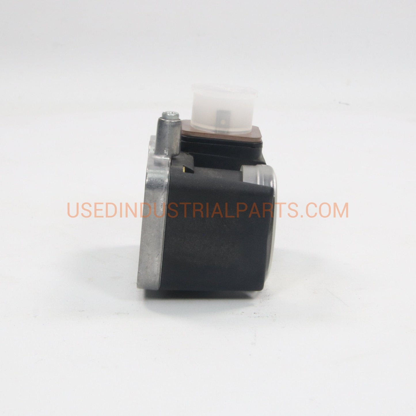 Dungs GW 150 A5 Compact Pressure Switch-Compact Pressure Switch-DB-05-03-04-Used Industrial Parts