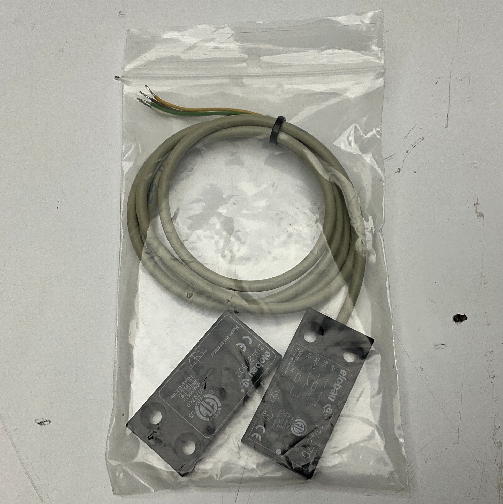 Elobau 114270 Safety Sensor & 30427502 Magnetic Coded Actuator-Safety Sensor & Magnetic Coded Actuator-Used Industrial Parts