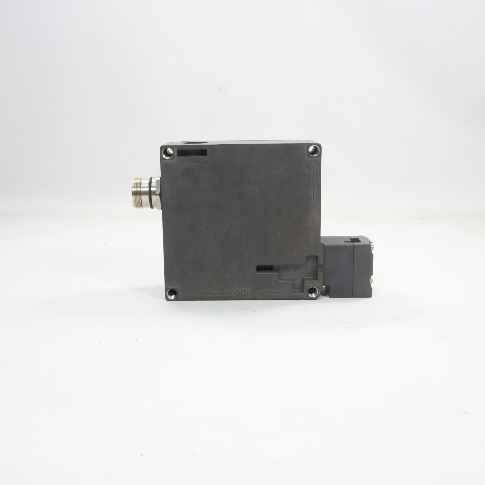 Euchner electromechanical lock-electromechanical lock-Used Industrial Parts