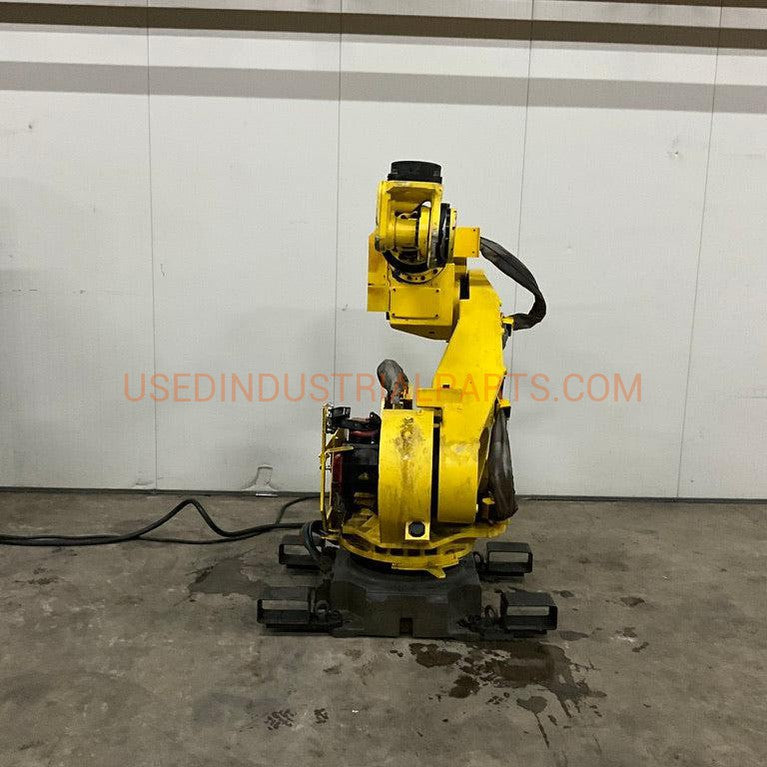 Fanuc Robots R-2000i and S-430i-Robot-Used Industrial Parts