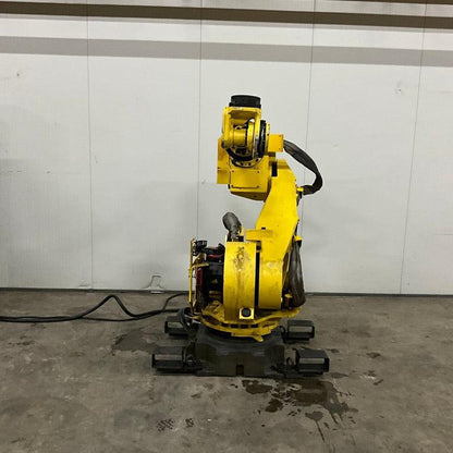 Fanuc Robots R-2000i and S-430i-Robot-Used Industrial Parts